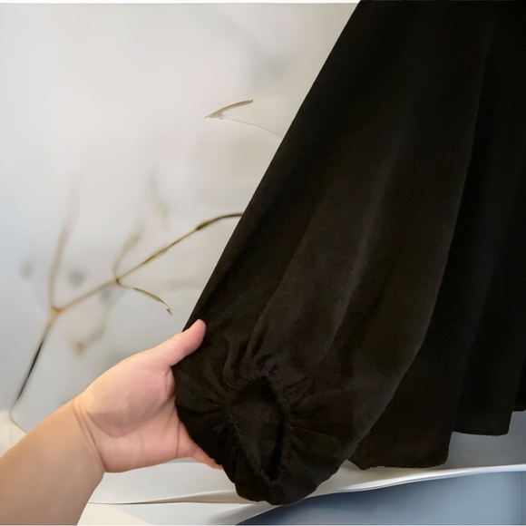 New! Zig Zag Stripe Boutique Blouse - Picture 4 of 4